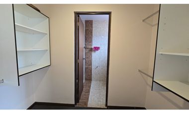 SE VENDE CASA ECONOMICA SECTOR EL VALLE URB. LAGUNAS DEL SOL