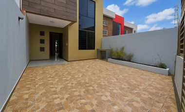 CASA AMPLIA EN VENTA CON BUENOS ACABADOS SECTOR CUIDADELA LOS MEDICOS