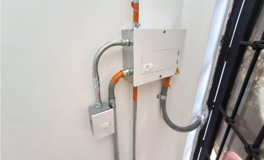 SE RENTA LOCAL CERCA AL PARQUE PRINCIPAL DE MONTENEGRO , QUINDIO