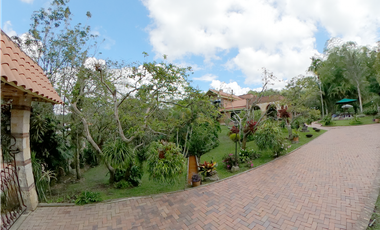 Casa Campestre en Venta San Francisco - La Vega