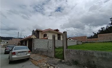 SITIO AMPLIO EN VENTA SECT CDLA LOS MÉDICOS