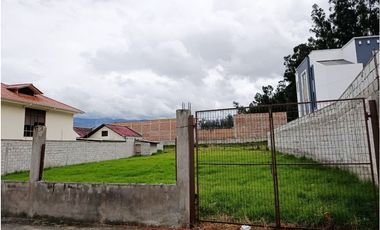 SITIO AMPLIO EN VENTA SECT CDLA LOS MÉDICOS