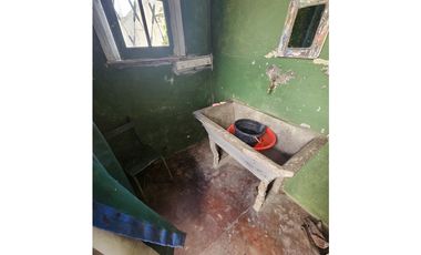 VENTA PH 3 AMBIENTES PATIO JARDIN LUMINOSO SOBRE CALLE ITALIA