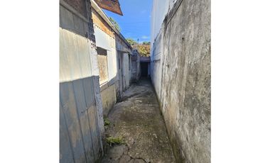 VENTA PH 3 AMBIENTES PATIO JARDIN LUMINOSO SOBRE CALLE ITALIA