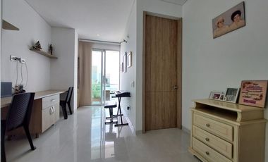 CASA EN VENTA O ARRIENDO EN PICACHO CON PISCINA - CONJUNTO CERRADO