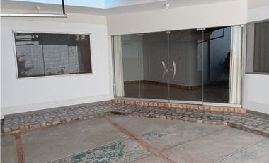 HERMOSA VIVIENDA EQUIPADA - PUCALLPA