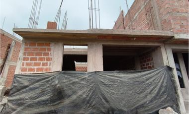 SE VENDE CASA SEMI CONSTRUIDA EN CONDOMINIO LAS VIÑAS POCOLLAY