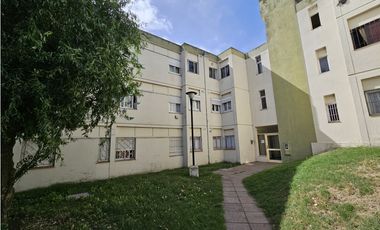 venta de departamento de 4 ambientes 2° piso por escalera