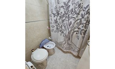 venta de departamento de 4 ambientes 2° piso por escalera