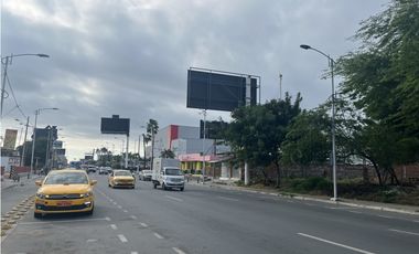 LOTE COMERCIAL EXCELENTE UBICACION, PLENA AV 4 NOVIEMBRE,