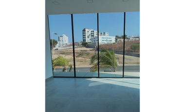 OPORTUNIDAD CONSULTORIO, EN UMIÑAMED, MANTA