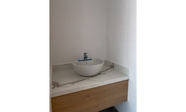 OPORTUNIDAD CONSULTORIO, EN UMIÑAMED, MANTA