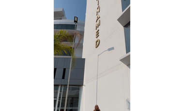 OPORTUNIDAD CONSULTORIO, EN UMIÑAMED, MANTA