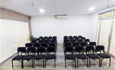 i0250200 - AUDITORIO AMOBLADO Y EQUIPADO - ALQUILER POR HORAS