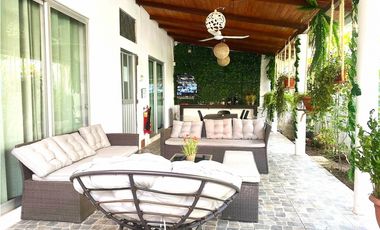 i025202 - centro empresarial, oficinas, auditorio, directorio, etc...