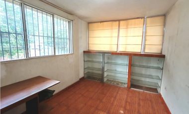 i025030 - Venta local comercial + casa habitación - Calleria