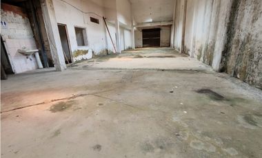 i025030 - Venta local comercial + casa habitación - Calleria