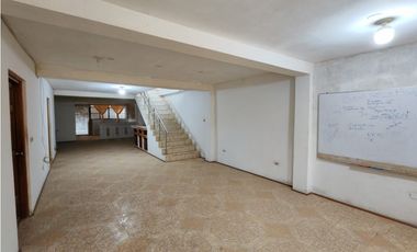 i025030 - Venta local comercial + casa habitación - Calleria