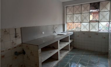 DEPARTAMENTO EN CENTRO URBANO - PUCALLPA