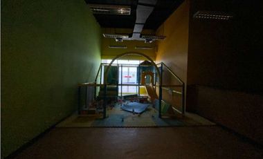 VENTA DE LOCAL COMERCIAL EN BRISAS DEL GOLF (OF)