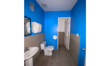 VENTA DE LOCAL COMERCIAL EN BRISAS DEL GOLF (OF)