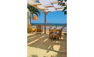 Hotel frente al Mar 5 cabañas Santa Marianita