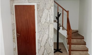 DEPARTAMENTO EN DUPLEX CON DOBLE COCHERA