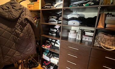 Departamento en venta de 4 dormitorios c/ cochera en Lomas de Zamora