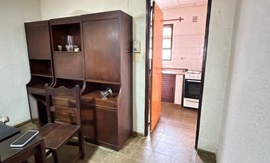 VENDE casa en barrio Incone