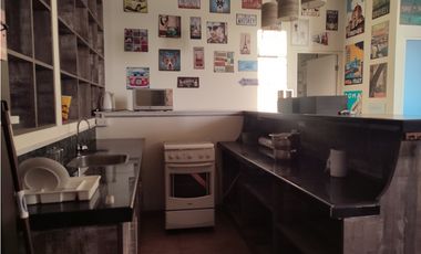 SE ALQUILA DEPARTAMENTO AMOBLADO EN EL CENTRO DE LA CIUDAD