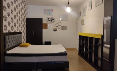 SE ALQUILA DEPARTAMENTO AMOBLADO EN EL CENTRO DE LA CIUDAD