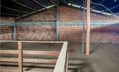 i025036 - Venta Almacen - Calleria