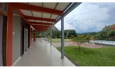 FINCA EN SANTAGUEDA PARA EVENTOS Y TALLERES  50 PAX