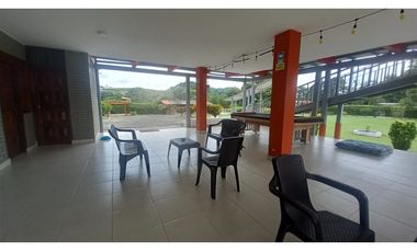 FINCA EN SANTAGUEDA PARA EVENTOS Y TALLERES  50 PAX