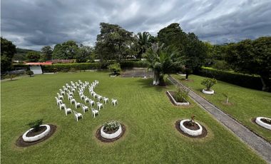 FINCA EN SANTAGUEDA PARA EVENTOS Y TALLERES  50 PAX