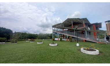 FINCA EN SANTAGUEDA PARA EVENTOS Y TALLERES  50 PAX