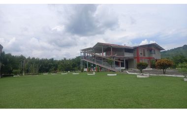 FINCA EN SANTAGUEDA PARA EVENTOS Y TALLERES  50 PAX