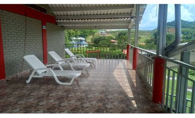 FINCA EN SANTAGUEDA PARA EVENTOS Y TALLERES  50 PAX