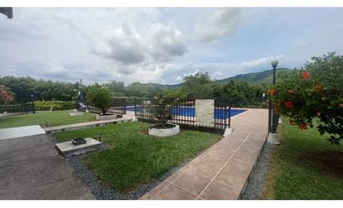 FINCA EN SANTAGUEDA PARA EVENTOS Y TALLERES  50 PAX