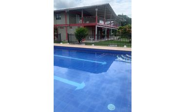 FINCA EN SANTAGUEDA PARA EVENTOS Y TALLERES  50 PAX