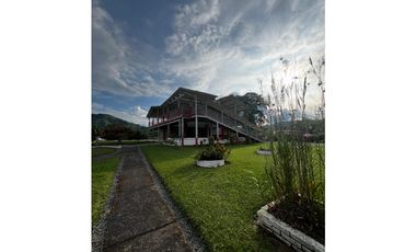 FINCA EN SANTAGUEDA PARA EVENTOS Y TALLERES  50 PAX