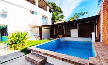 i025037 - Alquiler Casa con Piscina - Yarinacocha