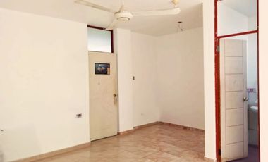 i025037 - Alquiler Casa con Piscina - Yarinacocha