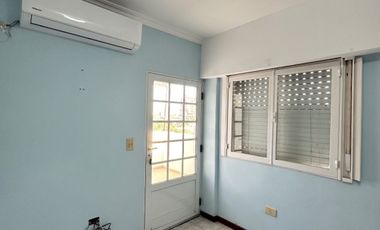 VENDE imponente departamento en piso completo