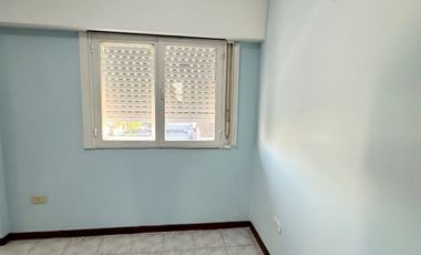VENDE imponente departamento en piso completo