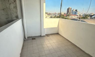 VENDE imponente departamento en piso completo