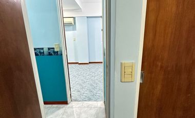 VENDE imponente departamento en piso completo