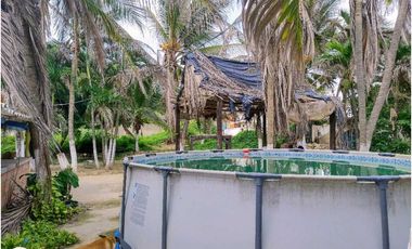 Vendo Lote ideal para hotel  a 50 metros de la playa de Salgar