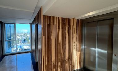 Oficina en venta ubicada en edificio Sky Canning