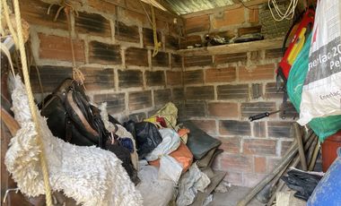 Se vende finca productiva en San Roque, Antioquia.